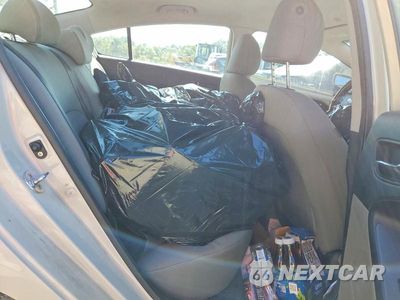Zdjęcie 10 z 12 samochodu: 2015 KIA FORTE LX VIN:KNAFK4A62F5422570 - miniatura