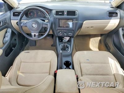 Zdjęcie 8 z 12 samochodu: 2011 VOLKSWAGEN JETTA SE VIN:3VWBZ7AJ0BM019112 - miniatura