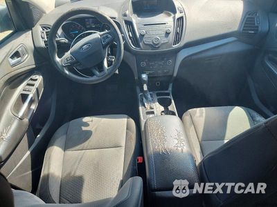 Zdjęcie 8 z 12 samochodu: 2017 FORD ESCAPE SE VIN:1FMCU0GD8HUC84505 - miniatura