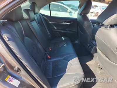 Zdjęcie 10 z 12 samochodu: 2018 TOYOTA CAMRY XSE VIN:4T1B61HK1JU072995 - miniatura
