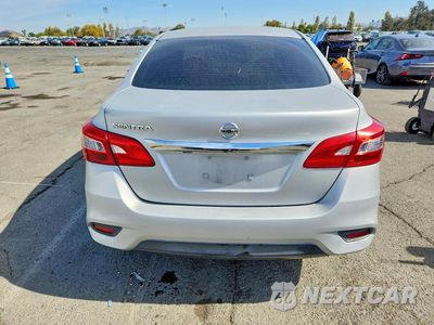 Zdjęcie 6 z 13 samochodu: 2018 NISSAN SENTRA S VIN:3N1AB7AP0JY279821 - miniatura