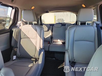 Zdjęcie 10 z 14 samochodu: 2024 HONDA ODYSSEY TOURING VIN:5FNRL6H80RB038483 - miniatura
