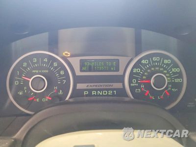 Zdjęcie 9 z 12 samochodu: 2006 FORD EXPEDITION LIMITED VIN:1FMFU20556LA79612 - miniatura
