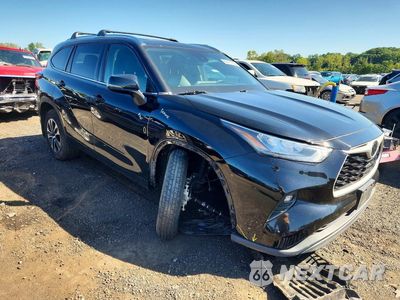 Czwarte zdjęcie samochodu z boku: 2020 TOYOTA HIGHLANDER XLE VIN:5TDGZRAH8LS504178 - miniatura