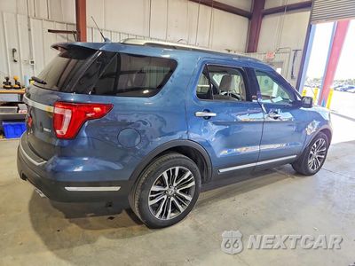 Trzecie zdjęcie samochodu z tyłu: 2018 FORD EXPLORER PLATINUM VIN:1FM5K8HT5JGC73999 - miniatura