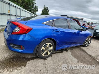 Trzecie zdjęcie samochodu z tyłu: 2017 HONDA CIVIC LX VIN:19XFC2F50HE050061 - miniatura