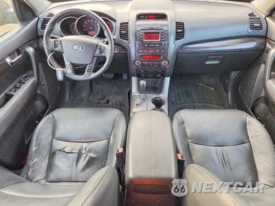 Zdjęcie 8 z 12 samochodu: 2011 KIA SORENTO EX VIN:5XYKUCA13BG168671 - miniatura