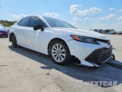 Czwarte zdjęcie samochodu z boku: 2019 TOYOTA CAMRY LE VIN:4T1B11HK8KU227199 - miniatura