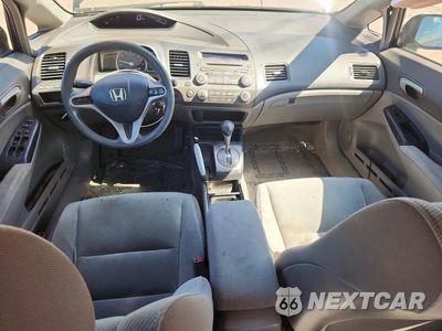 Zdjęcie 8 z 12 samochodu: 2010 HONDA CIVIC LX VIN:2HGFA1F58AH304823 - miniatura