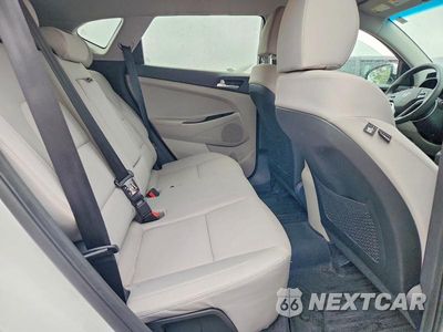 Zdjęcie 10 z 12 samochodu: 2019 HYUNDAI TUCSON VALUE VIN:KM8J33A4XKU950792 - miniatura