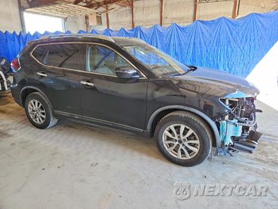Czwarte zdjęcie samochodu z boku: 2018 NISSAN ROGUE SV VIN:KNMAT2MT0JP593024 - miniatura