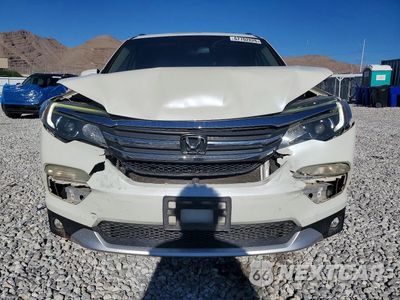 Piąte zdjęcie samochodu w środku: 2016 HONDA PILOT EXL VIN:5FNYF6H59GB054459 - miniatura
