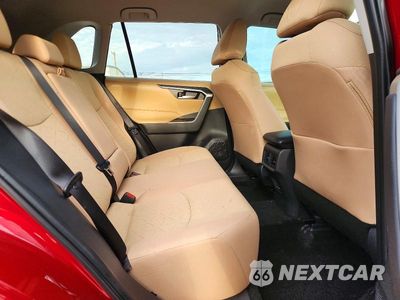 Zdjęcie 10 z 12 samochodu: 2025 TOYOTA RAV4 XLE VIN:2T3W1RFVXSW440918 - miniatura