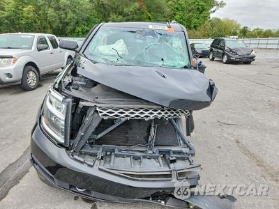 Piąte zdjęcie samochodu w środku: 2018 CHEVROLET SUBURBAN K1500 LT VIN:1GNSKHKCHJR325685 - miniatura