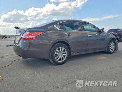 Trzecie zdjęcie samochodu z tyłu: 2015 NISSAN ALTIMA 2.5 S VIN:1N4AL3AP3FC265548 - miniatura