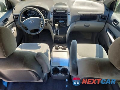 Zdjęcie 8 z 13 samochodu: 2006 TOYOTA SIENNA CE 7 PASSENGER VIN:5TDZA23C26S514072 - miniatura
