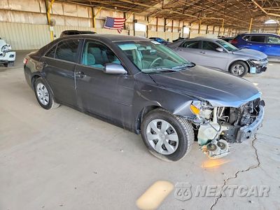 Czwarte zdjęcie samochodu z boku: 2011 TOYOTA CAMRY LE VIN:4T1BF3EK2BU645646 - miniatura