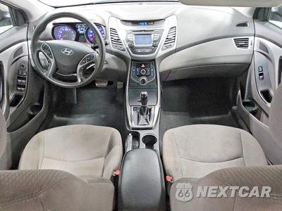 Zdjęcie 8 z 13 samochodu: 2016 HYUNDAI ELANTRA SE VIN:5NPDH4AEXGH722911 - miniatura