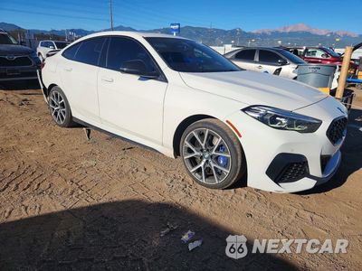Czwarte zdjęcie samochodu z boku: 2023 BMW M235XI VIN:WBA13AL0XP7M99126 - miniatura