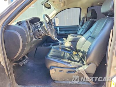 Zdjęcie 7 z 12 samochodu: 2008 CHEVROLET SILVERADO C3500 VIN:1GCJC336X8F201054 - miniatura