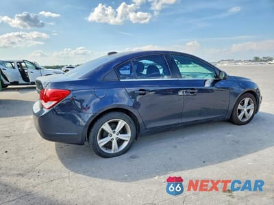 Trzecie zdjęcie samochodu z tyłu: 2015 CHEVROLET CRUZE LT VIN:1G1PC5SB5F7128793 - miniatura