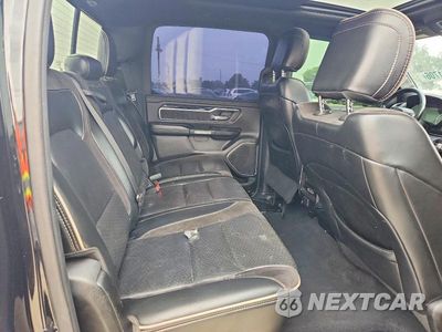 Zdjęcie 10 z 12 samochodu: 2019 RAM 1500 LARAMIE VIN:1C6RRERT8KN701079 - miniatura