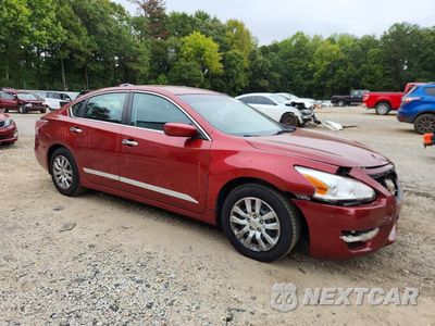 Czwarte zdjęcie samochodu z boku: 2015 NISSAN ALTIMA 2.5 S VIN:1N4AL3AP3FN334761 - miniatura
