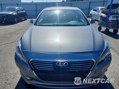 Piąte zdjęcie samochodu w środku: 2017 HYUNDAI SONATA PLUG-IN HYBRID LIMITED VIN:KMHE54L21HA072628 - miniatura