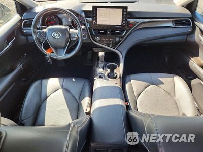 Zdjęcie 8 z 12 samochodu: 2021 TOYOTA CAMRY XSE VIN:4T1K61BKXMU043637 - miniatura