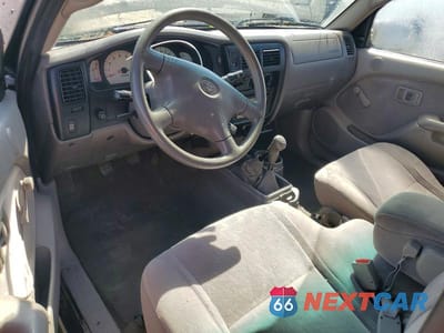 Zdjęcie 8 z 12 samochodu: 2002 TOYOTA TACOMA BASE VIN:5TEWM72NX2Z139362 - miniatura