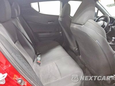 Zdjęcie 10 z 12 samochodu: 2019 TOYOTA C-HR LE VIN:NMTKHMBX1KR072875 - miniatura