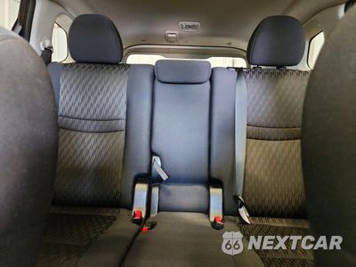 Zdjęcie 10 z 13 samochodu: 2017 NISSAN ROGUE SV VIN:5N1AT2MV2HC739180 - miniatura