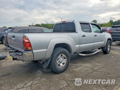 Trzecie zdjęcie samochodu z tyłu: 2005 TOYOTA TACOMA DOUBLE CAB LONG BED VIN:5TEMU52N45Z134920 - miniatura