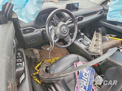 Zdjęcie 8 z 13 samochodu: 2019 MAZDA CX-5 GRAND TOURING VIN:JM3KFBDM3K1507723 - miniatura