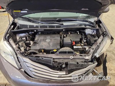Zdjęcie 12 z 13 samochodu: 2011 TOYOTA SIENNA XLE 7-PASSENGER VIN:5TDDK3DC6BS022957 - miniatura