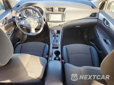 Zdjęcie 8 z 13 samochodu: 2019 NISSAN SENTRA S VIN:3N1AB7AP6KY328893 - miniatura