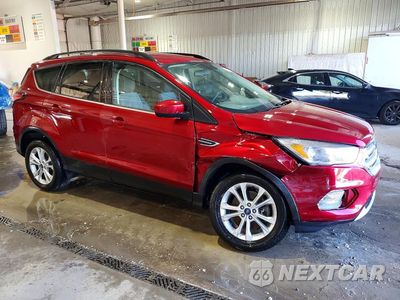 Czwarte zdjęcie samochodu z boku: 2018 FORD ESCAPE SE VIN:1FMCU9GDXJUB53246 - miniatura