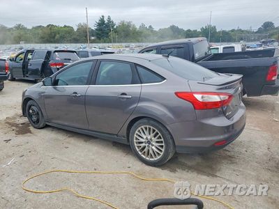 Drugie zdjęcie samochodu z przodu: 2013 FORD FOCUS TITANIUM VIN:1FADP3J29DL326744 - miniatura