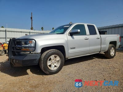 2018 CHEVROLET SILVERADO C1500 LT 2GCRCRECXJ1100957 - główne zdjęcie licytacji z USA - miniatura