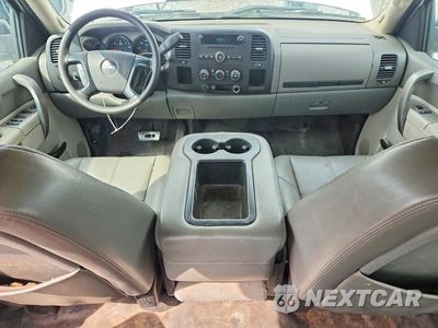 Zdjęcie 8 z 13 samochodu: 2014 GMC SIERRA C2500 HEAVY DUTY VIN:1GT11ZCGXEF157912 - miniatura