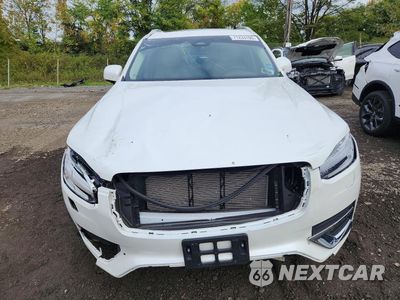 Piąte zdjęcie samochodu w środku: 2025 VOLVO XC90 PLUS VIN:YV4H60PE8S1315545 - miniatura