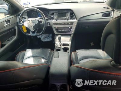 Zdjęcie 8 z 13 samochodu: 2015 HYUNDAI SONATA SPORT 2.0T VIN:5NPE34AB7FH083782 - miniatura