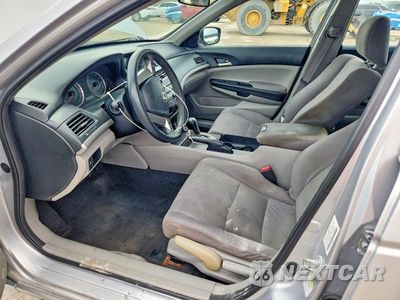 Zdjęcie 7 z 12 samochodu: 2011 HONDA ACCORD LX VIN:1HGCP2F39BA109688 - miniatura