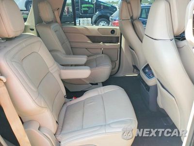 Zdjęcie 10 z 12 samochodu: 2018 LINCOLN NAVIGATOR SELECT VIN:5LMJJ2JT6JEL11709 - miniatura