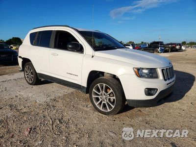 Czwarte zdjęcie samochodu z boku: 2016 JEEP COMPASS SPORT VIN:1C4NJCBA3GD764017 - miniatura