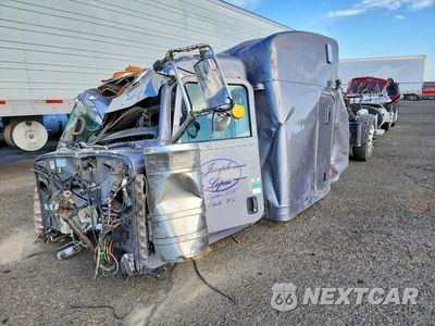 2016 PETERBILT 389 SEMI TRUCK 1XPXD49X4GD294935 - główne zdjęcie licytacji z USA - miniatura