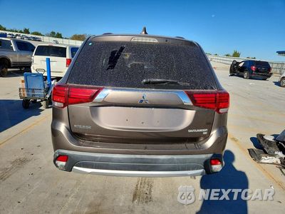 Zdjęcie 6 z 13 samochodu: 2018 MITSUBISHI OUTLANDER SE VIN:JA4AD3A30JZ014796 - miniatura