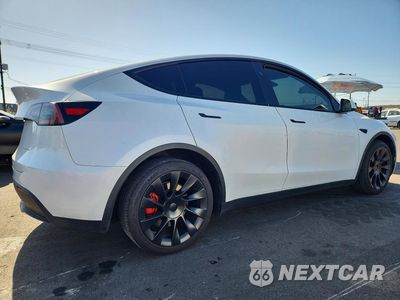 Trzecie zdjęcie samochodu z tyłu: 2024 TESLA MODEL Y VIN:7SAYGDEE0RA258088 - miniatura