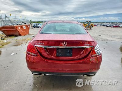 Zdjęcie 6 z 12 samochodu: 2016 MERCEDES-BENZ C 300 4MATIC VIN:55SWF4KB7GU103621 - miniatura
