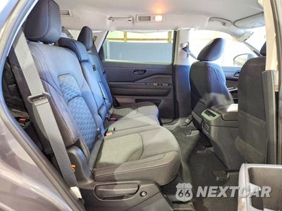 Zdjęcie 11 z 13 samochodu: 2026 NISSAN PATHFINDER SV VIN:5N1DR3BE0TC233232 - miniatura